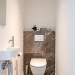 Luxurious 3br App With Unbelievable Views Apartment *