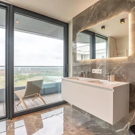Daire Luxurious 3br App With Unbelievable Views Oostende